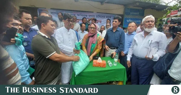 বন্যাদুর্গত ৫ জেলার কৃষকদের ধানের বীজ দেওয়া হবে, ১৫ দিনে গবাদি পশুর টিকাদান সম্পন্ন